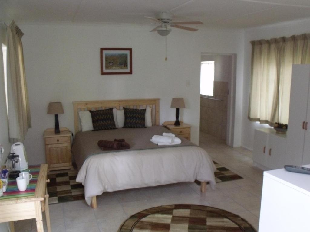 Bisibee Guest House Oudtshoorn Kamer foto